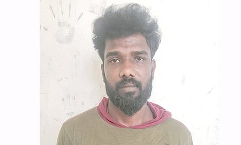 பிளஸ்-1 மாணவியை கடத்திய வாலிபர் கைது