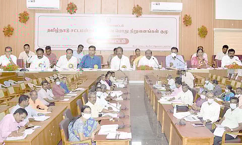 ஆய்வு கூட்டம்