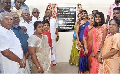 மாணவ, மாணவிகள் கல்வியில் சிறந்து விளங்கி புதுக்கோட்டை மாவட்டத்திற்கு பெருமை சேர்க்க வேண்டும் - அமைச்சர் எஸ்.ரகுபதி அறிவுரை