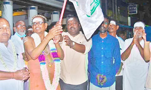 திருக்கயிலாய காட்சி திருவிழாவை சூரியனார் கோயில் ஆதீனம் தொடக்கம்.