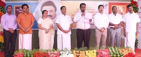 மதுரையில் நடந்த நிகழ்ச்சியில் கலெக்டர் அனீஷ்சேகர் உள்ளிட்ட பலர் பங்கேற்றனர்