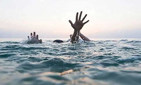 சிறுவன் நீரில் மூழ்கி பலி