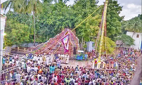 ஆலய திருவிழா கொடியேற்றம் நடந்தபோது எடுத்தபடம்.