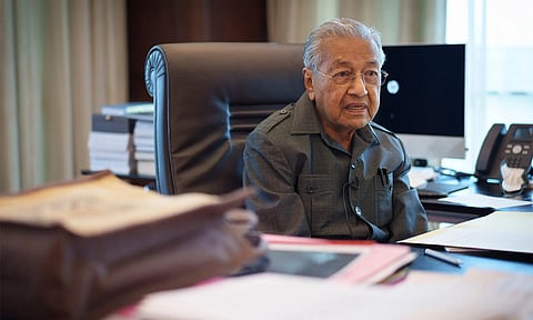 மலேசியா முன்னாள் பிரதமர் மகாதீர் முகமதுக்கு கொரோனா