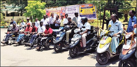 முதுகு தண்டுவட பாதிப்பு தின விழிப்புணர்வு நிகழ்ச்சி