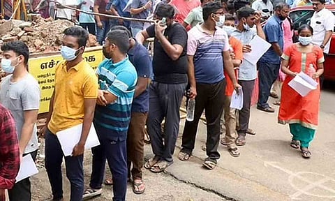 தமிழகத்தில் நீட் தேர்வில் 50 சதவீதம் பேர் தோல்வி: கடந்த வருடத்தை காட்டிலும் தேர்ச்சி தேர்ச்சி விகிதம் சரிவு