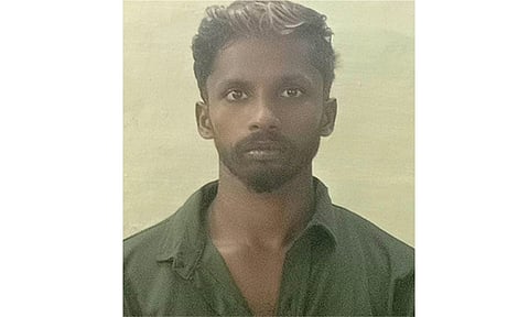 பிளஸ்-2 மாணவியை கடத்தி திருமணம் செய்த வாலிபர் போக்சோவில் கைது