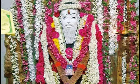 சாத்தனூர் திருமூலருக்கு அசுபதி நட்சத்திர சிறப்பு வழிபாடு திரளான பக்தர்கள் தரிசனம்