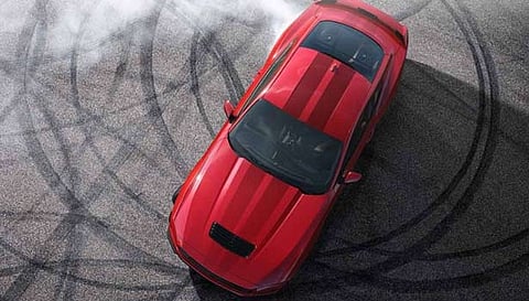 வி8 என்ஜின் மற்றும் மேனுவல் கியர்பாக்ஸ் உடன் புதிய போர்டு மஸ்டங் அறிமுகம்