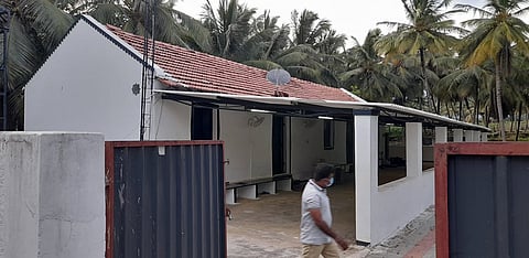 பண்ணை வீட்டில் ரூ.27 லட்சம் கொள்ளை; தனிப்படை போலீசார் தீவிர விசாரணை