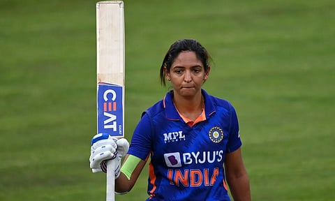 சதமடித்த ஹர்மன்பிரித் கவுர்