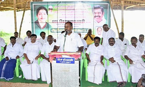 ஆலோசனை கூட்டத்தில் முன்னாள் அமைச்சர் ஆர்.பி. உதயகுமார் பேசினார்.