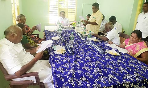 கண்ணங்குடி யூனியன் கூட்டம் நடந்தது.