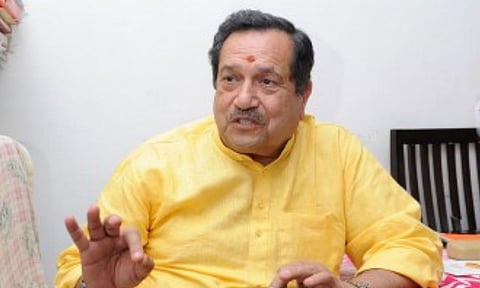 இந்திரேஷ் குமார் 