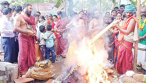 மகா சண்டியாகம் நடைபெற்றது.