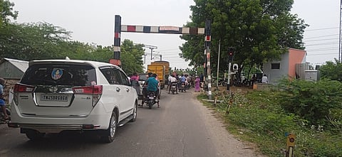 புள்ளம்பாடி பகுதியில் ெரயில்வே மேம்பாலம் அமைக்க ேகாரிக்கை