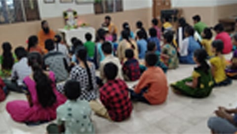 பயிற்சி முகாம் நடந்தபோது எடுத்த படம்.
