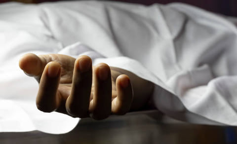 ஆனைமலை அருகே கிணற்றுக்குள் தவறி விழுந்த வாலிபர் பலி