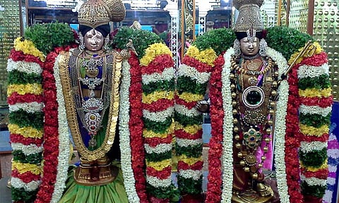 புரட்டாசி மாதத்தில் பெருமாளை எப்படி வணங்க வேண்டும்?