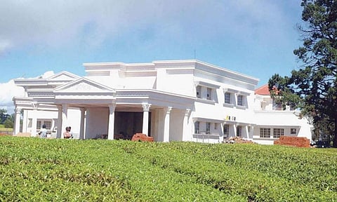 கொடநாடு கொலை வழக்கு: சி.பி.சி.ஐ.டி. போலீசாரிடம் ஆவணங்கள் ஒப்படைப்பு