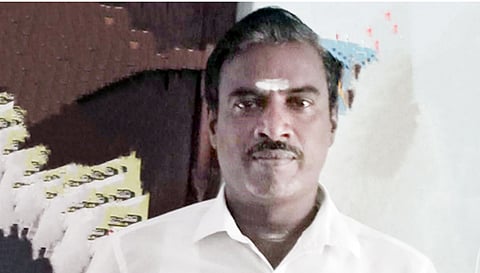 கைது செய்யப்பட்ட ரமேஷ்.