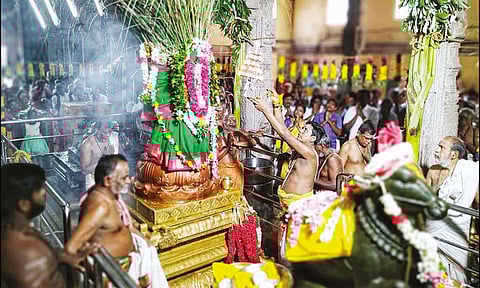 கொடியேற்றம் நடந்தபோது எடுத்த படம்.