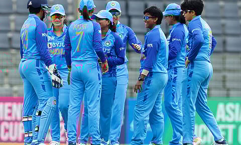 பெண்கள் ஆசிய கோப்பை: தாய்லாந்தை 74 ரன்கள் வித்தியாசத்தில் வீழ்த்தியது இந்திய அணி