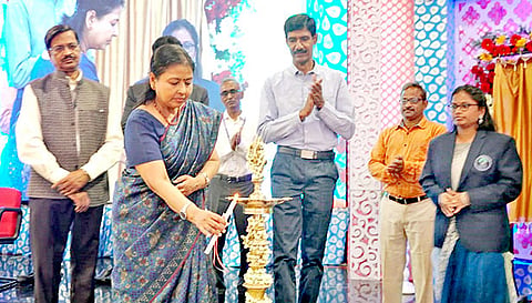 நிகழ்ச்சியை மத்திய உணவு பதப்படுத்தும் தொழில்கள் அமைச்சகத்தின் செயலர் அனிதா பிரவீன் தொடங்கி வைத்தார்.