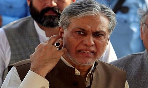 பாகிஸ்தான் நிதி அமைச்சர் இஷாக் தார்