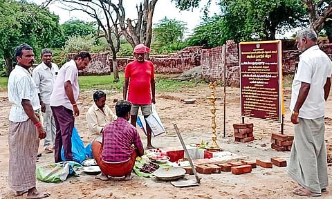 புதிய யூனியன் அலுவலக கட்டிடத்துக்கு 3-வது முறையாக பூமிபூஜைக்கான ஏற்பாடு நடந்தது.