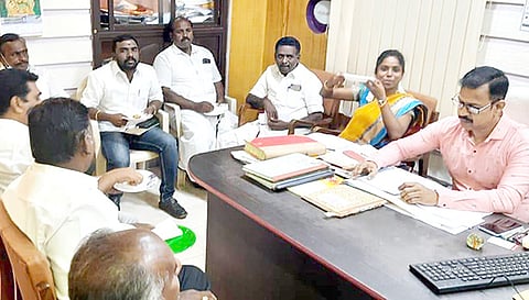 சீர்காழி நகராட்சி ஆலோசனைக் கூட்டம் நடந்தது.