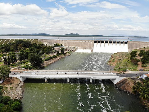 பவானி ஆற்றில் 4,700 கன அடி தண்ணீர் வெளியேற்றம்