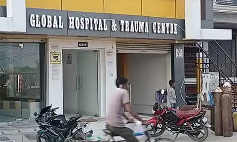 நோயாளிக்கு சாத்துக்குடி ஜூஸ் ஏற்றியதாக குற்றம்சாட்டப்பட்ட மருத்துவமனையை இடிக்க உத்தரவு