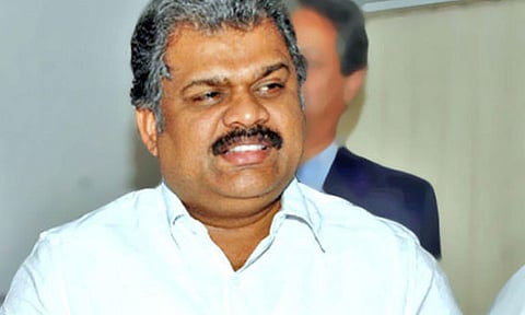 தமிழகத்தில் தவறான நிகழ்வுகளுக்கு முற்றுப்புள்ளி வைக்க வேண்டும்- ஜி.கே.வாசன் கோவையில் பேட்டி