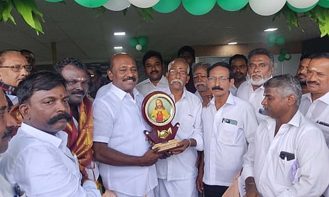 சிறுகுறு தொழில் நிறுவனங்களுக்கு சலுகை விலையில் மின்சாரம் வழங்க வேண்டும் - விக்கிரமராஜா வலியுறுத்தல்
