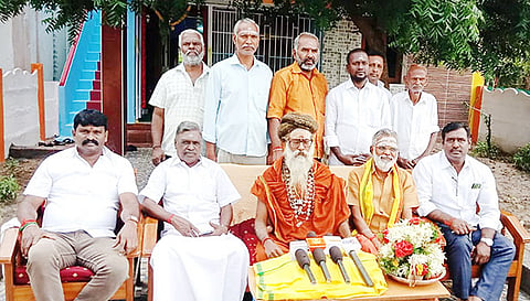 தம்புரான் சாமிகள் பேட்டியளித்தார்.