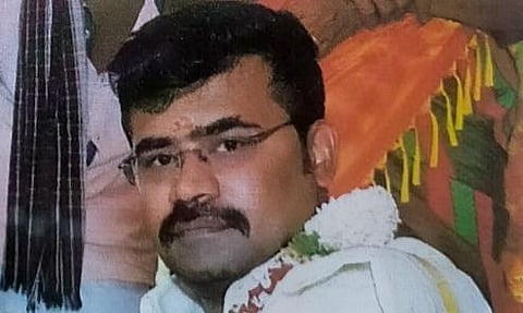 கைதான பார்த்திபன்.