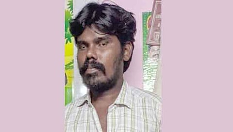 லாரி மோதி பெயிண்டர் பலி