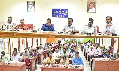 முதல்-அமைச்சரின் சிறப்பு திட்டத்தின் கீழ் கன்னியாகுமரி சட்டசபை தொகுதியில் இதுவரை தீர்க்கப்படாத 10 பிரச்சினைகளுக்கு தீர்வு - அதிகாரிகளுடன் கலெக்டர் அரவிந்த் ஆலோசனை