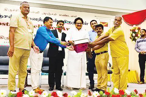 பன்முக சேவையினை அஞ்சல் துறை சிறப்பாகவழங்கி வருகிறது - விழாவில் திருநாவுக்கரசர் எம்.பி. பேச்சு