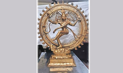 திருட்டு கும்பலிடம் இருந்து 3 அடி உயர நடராஜர் உலோக சிலை மீட்பு