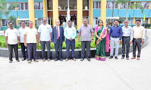 வேளாங்கண்ணி பப்ளிக் பள்ளியில் கல்வி கண்காட்சி