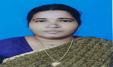 புஷ்பபாய்.