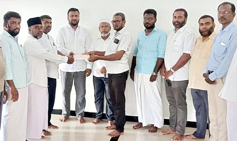 த.மு.மு.க. சார்பில் நலத்திட்ட உதவி வழங்கல்