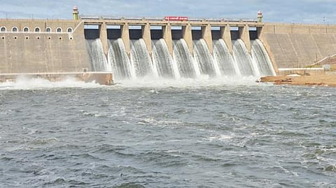 பவானிசாகர் அணையில் இருந்து ஆற்றில் 5, 100 கன அடி நீர் திறப்பு