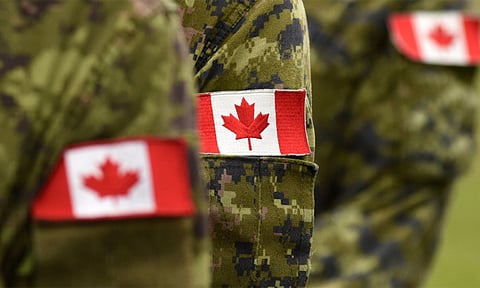 கனடாவில் நிரந்தர குடியுரிமை பெற்ற வெளிநாட்டினர் ராணுவத்தில் சேர அனுமதி