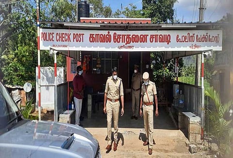 புளியரை சோதனை சாவடியில் பறவை காய்ச்சல் தடுப்பு பணிகளை கால்நடைத்துறை இயக்குனர் ஆய்வு