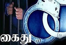 வானூர் அருகே மினிவேனை திருடிய கொள்ளையர்கள் கைது