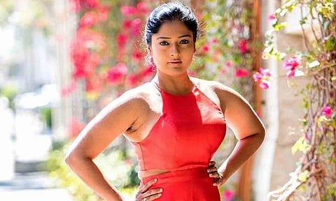 காயத்ரி ரகுராம்