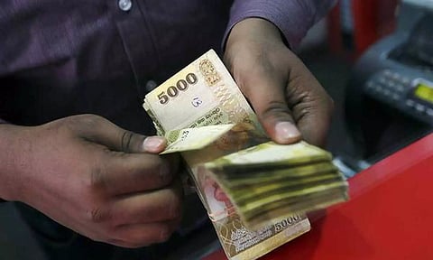 இலங்கை மக்கள் ரூ.8 லட்சம் இந்திய பணம் வைத்திருக்க அனுமதி